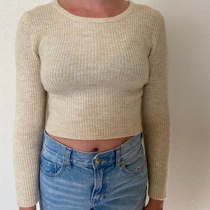 URBAN OUTFITTERS cropped long sleeve